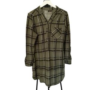 Reborn Women’s Plaid Roll Tab Sleeves Dress Size XL